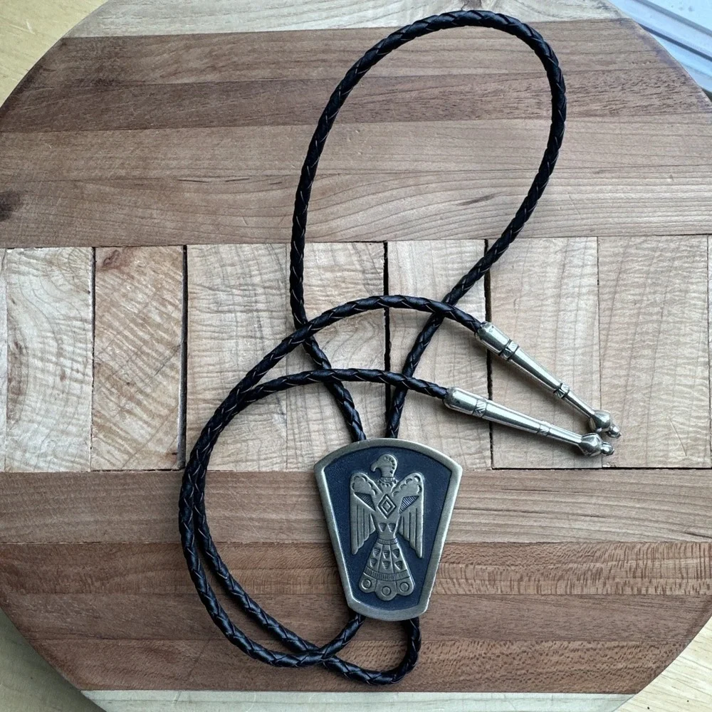 Woolaroc Thunderbird‎ Native American Bolo Tie 35 Inch Leather 925 Sterling